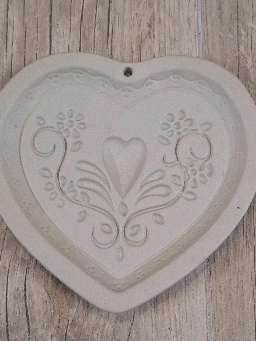 Vintage Heart Stoneware Shortbread Cookie Mold/Floral Butter Cookie Press